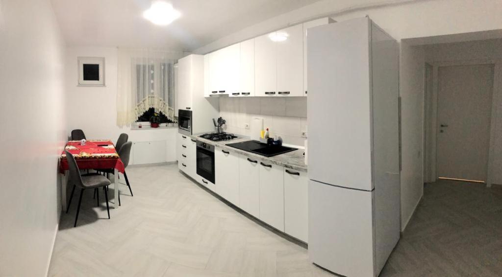 Appartement Abby à Câmpulung Moldovenesc Extérieur photo