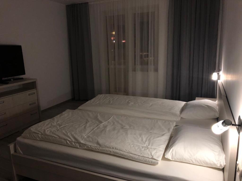 Appartement Abby à Câmpulung Moldovenesc Extérieur photo